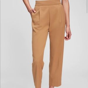 Gap camel colored women’s trousers, size large TALL